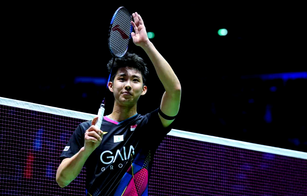 坚如磐石的 坚如磐石的