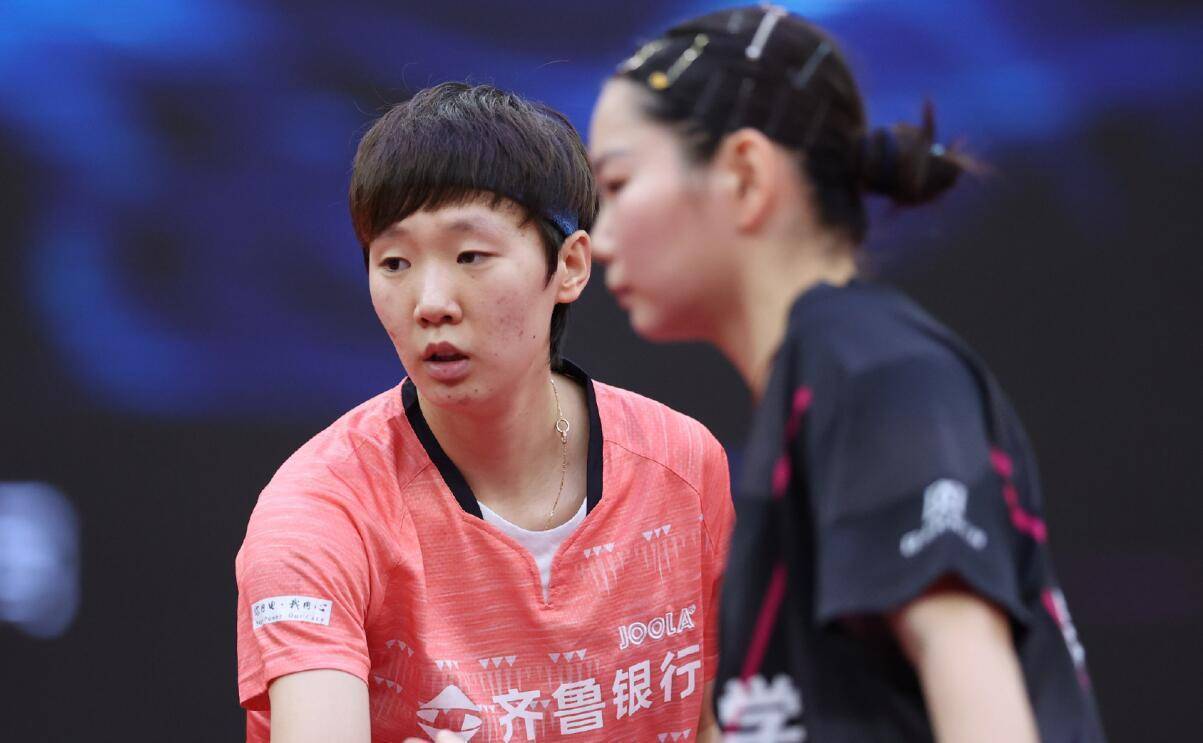 他在防守端 他在防守端